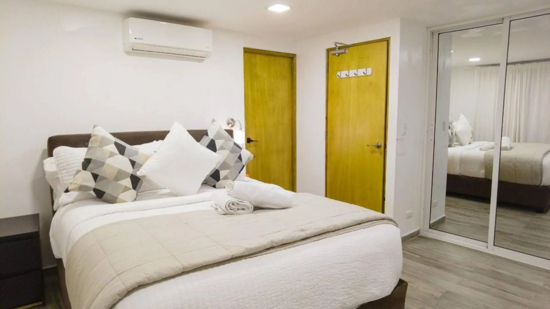 8Bdr Penthouse With Private Rooftop & Jacuzzi Los Prados 0*,  République dominicaine