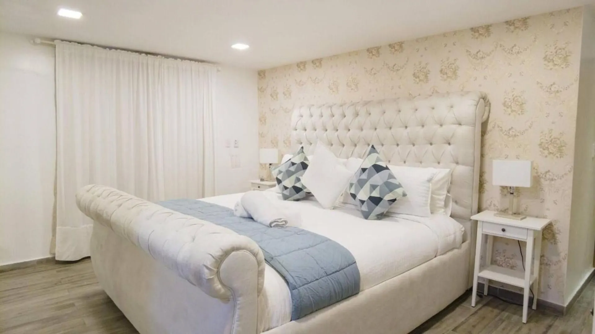 8Bdr Penthouse With Private Rooftop & Jacuzzi Los Prados 0*,  République dominicaine